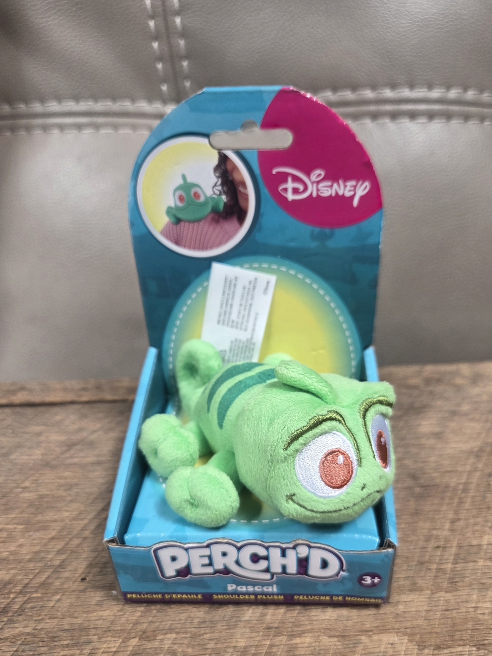 Disney Perch'd Pascal Green Plush Shoulder Pet
